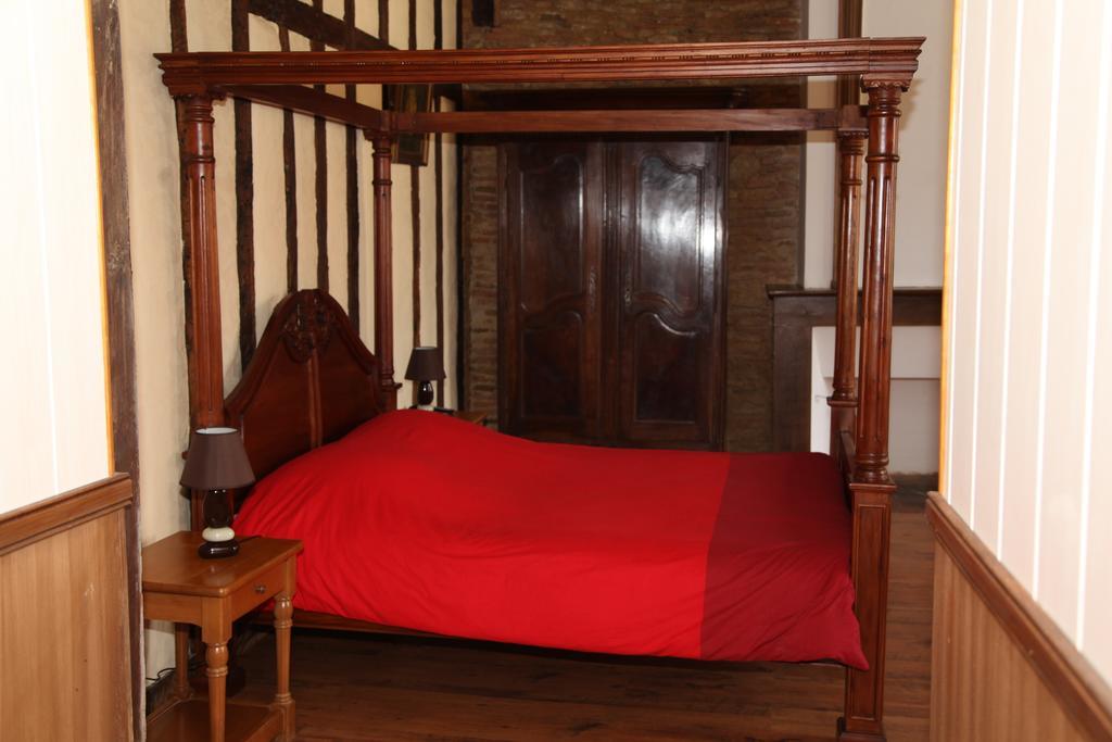 Cafe De France Bed & Breakfast Eauze Rom bilde