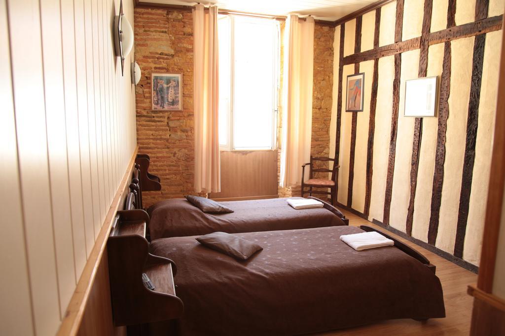 Cafe De France Bed & Breakfast Eauze Rom bilde
