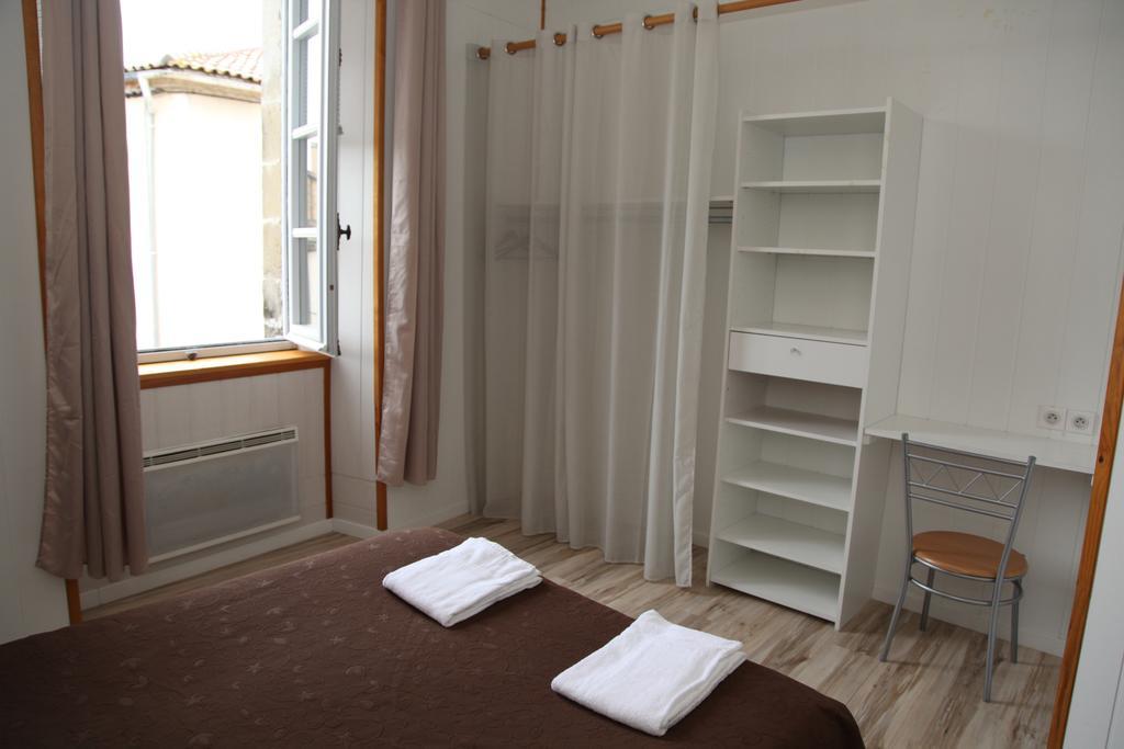 Cafe De France Bed & Breakfast Eauze Rom bilde
