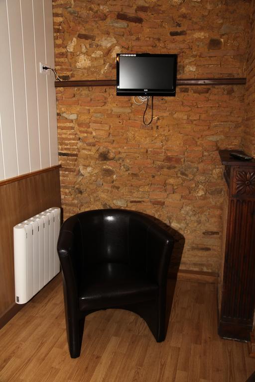 Cafe De France Bed & Breakfast Eauze Rom bilde