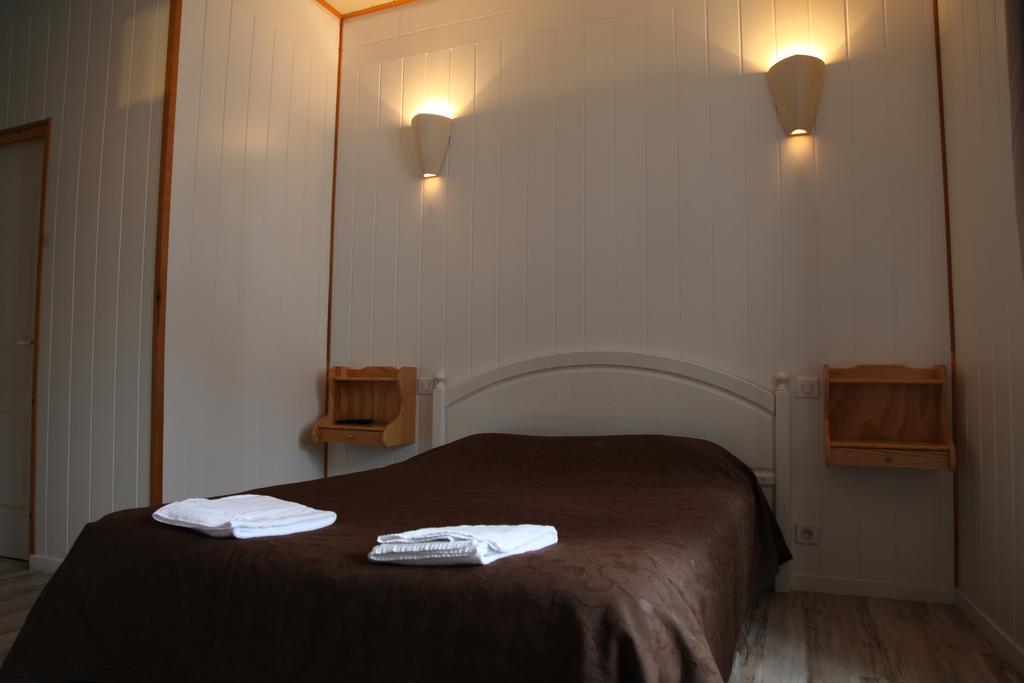 Cafe De France Bed & Breakfast Eauze Rom bilde